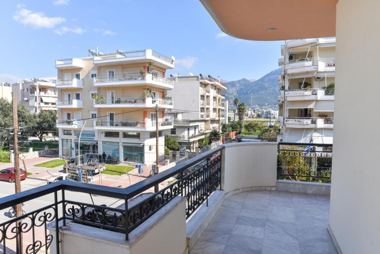 Kaliroon Seaside Apartment Kalamata Exterior photo